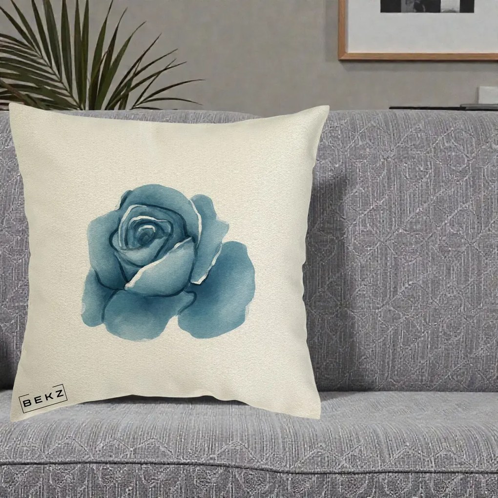 Perna Decorativa Trandafir Albastru Acuarela, 40x40 cm, Ecru, Husa Detasabila, Perna Inclusa, BEKZ®