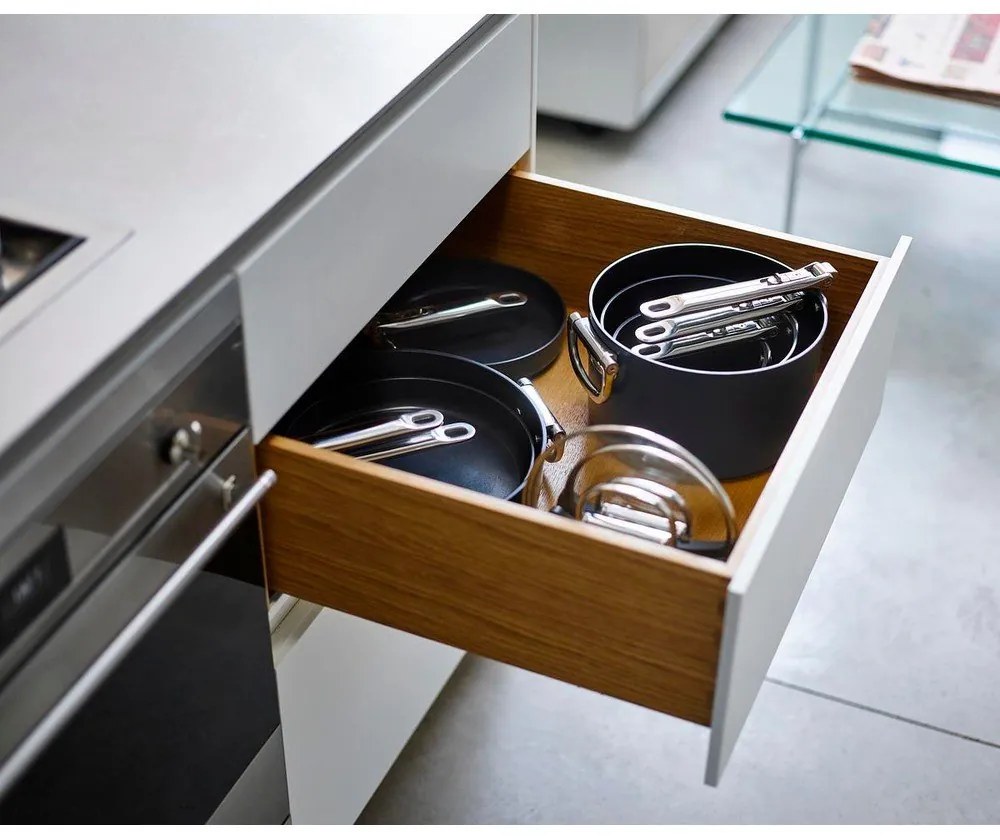 Oale cu capac/cu suprafață ceramică 3 buc. adecvate pentru plita cu inducție Space – Joseph Joseph