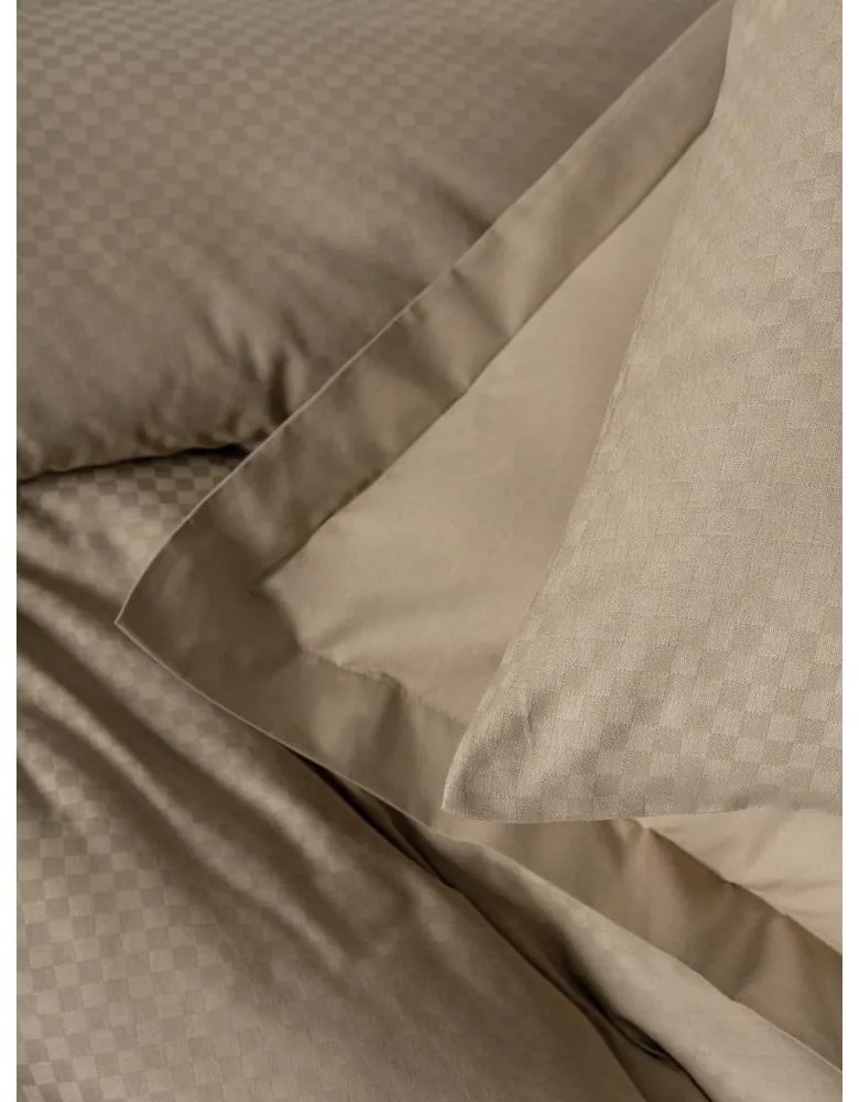 Lenjerie de pat maro din bumbac ranforcé pentru pat dublu, extinsă 240x220 cm Checkered – Mila Home Luxury