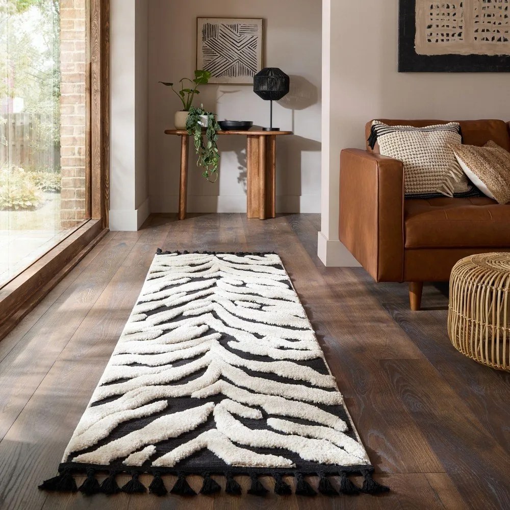 Covor tip traversă alb-negru 80x300 cm Esra Zebra – Flair Rugs