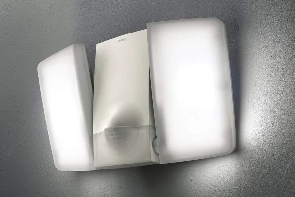 theben - Proiector LED de perete cu senzor, 2xLED/10W/230V, alb, IP55