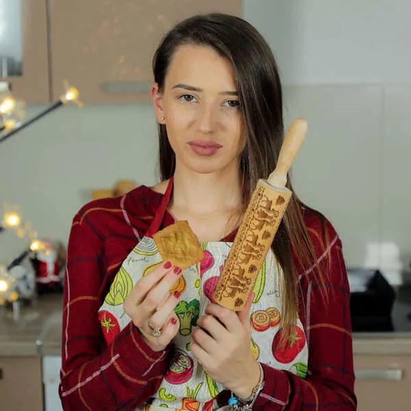 Deerly sodrófa ünnepi motívumokkal