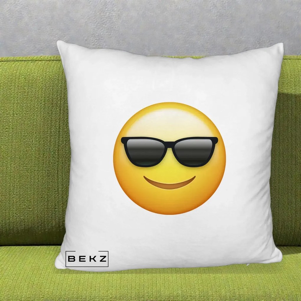 Perna Decorativa Emoji Cool Ochelari, 40x40 cm, Alb Pufos, Husa Detasabila, Perna Inclusa, BEKZ®