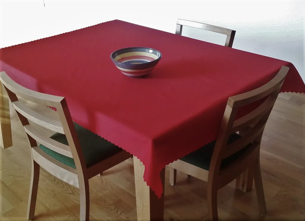 Fata de masa din teflon visinie Dimensiune: 140 x 160 cm