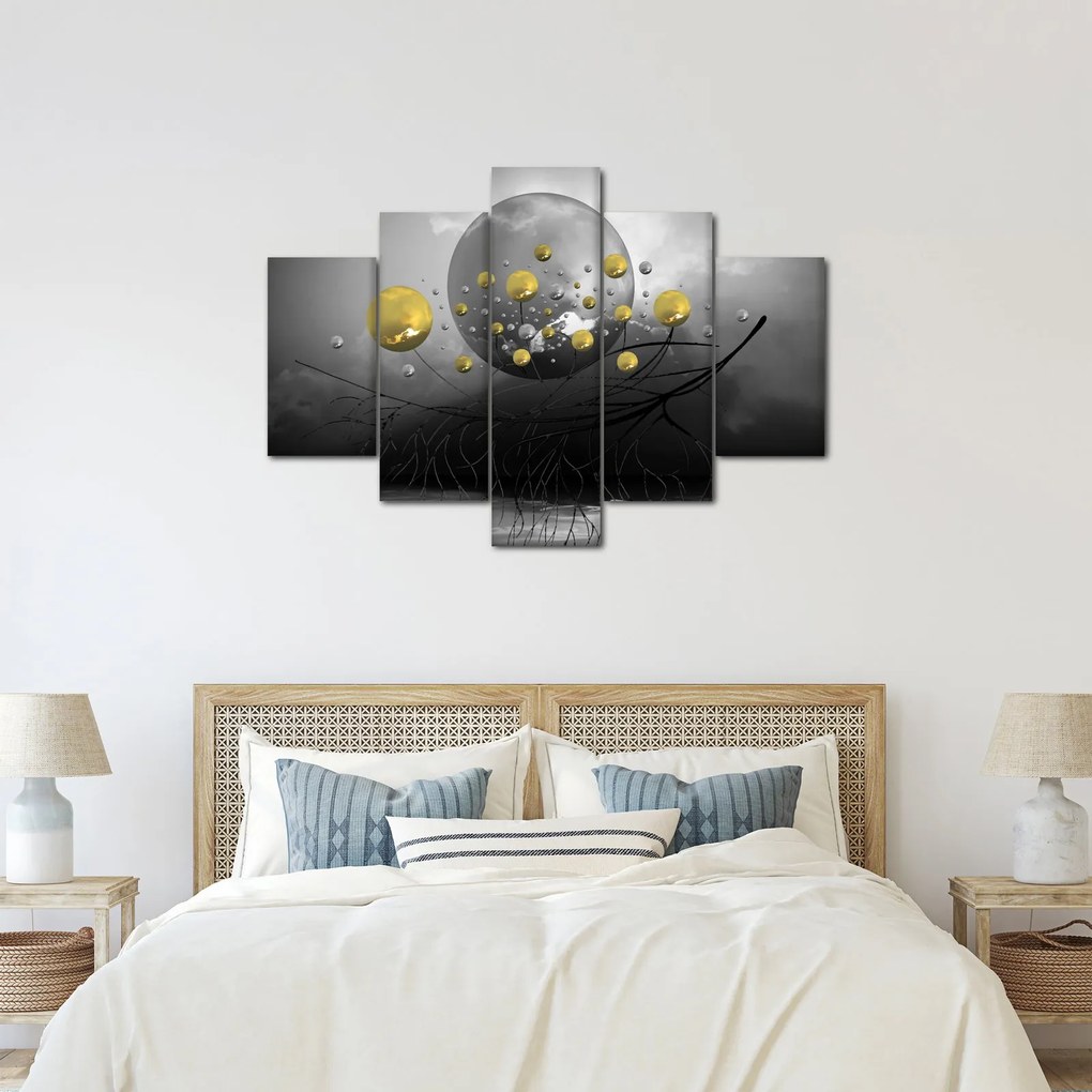 Tabloul cu bile abstracte aurii (150x105 cm)