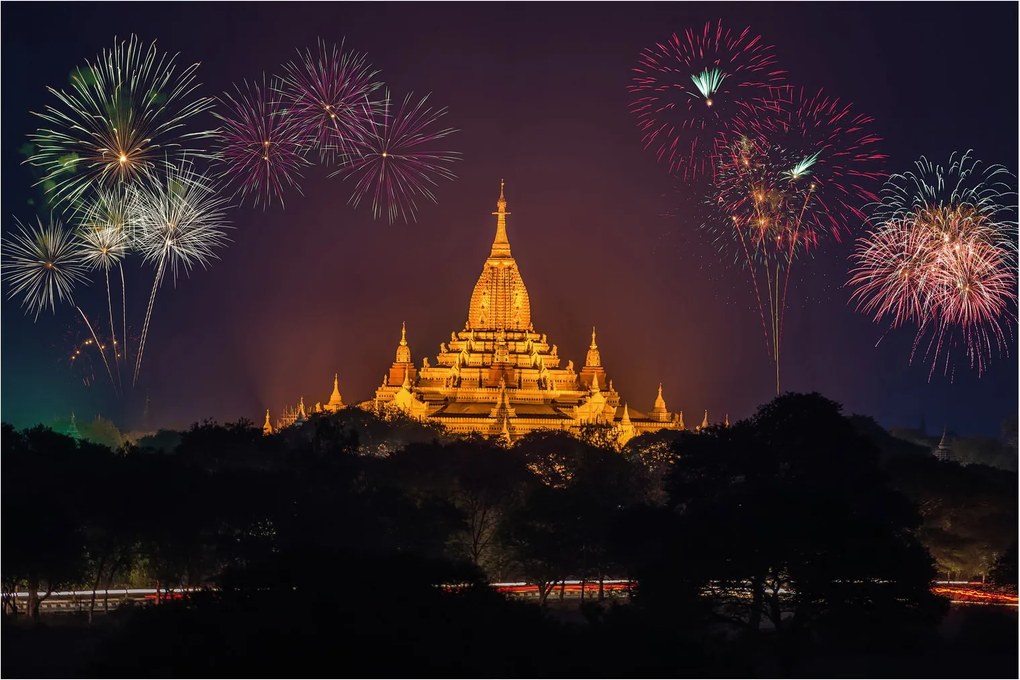 Tablou cu artificii în Asia (90x60 cm)