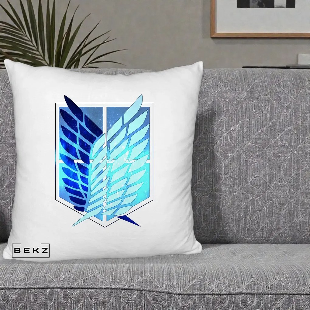 Perna Personalizata Attack on Titan Wings of Freedom, 40x40 cm, Alb Pufos, Husa Detasabila, Perna Inclusa, BEKZ®