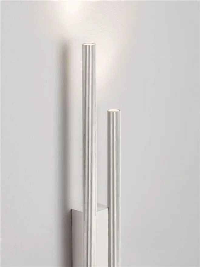 Aplica LED iluminat ambiental BRILLIA alba