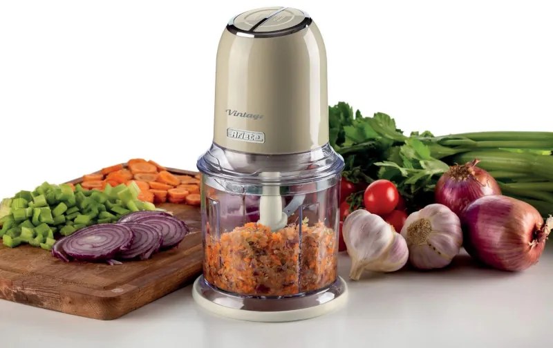 Tocator alimente Ariete VINTAGE 0438/03, 400W, 600 ml, 2 viteze, Otel inoxidabil, Bej