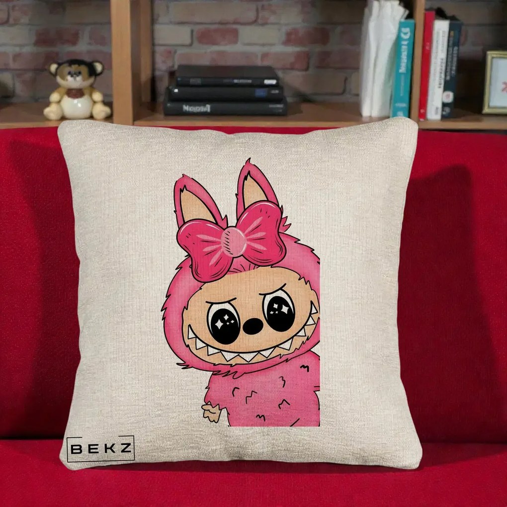 Perna Personalizata Labubu Roz cu Funda, 40x40 cm, Bej Canapea, Husa Detasabila, Perna Inclusa, BEKZ®
