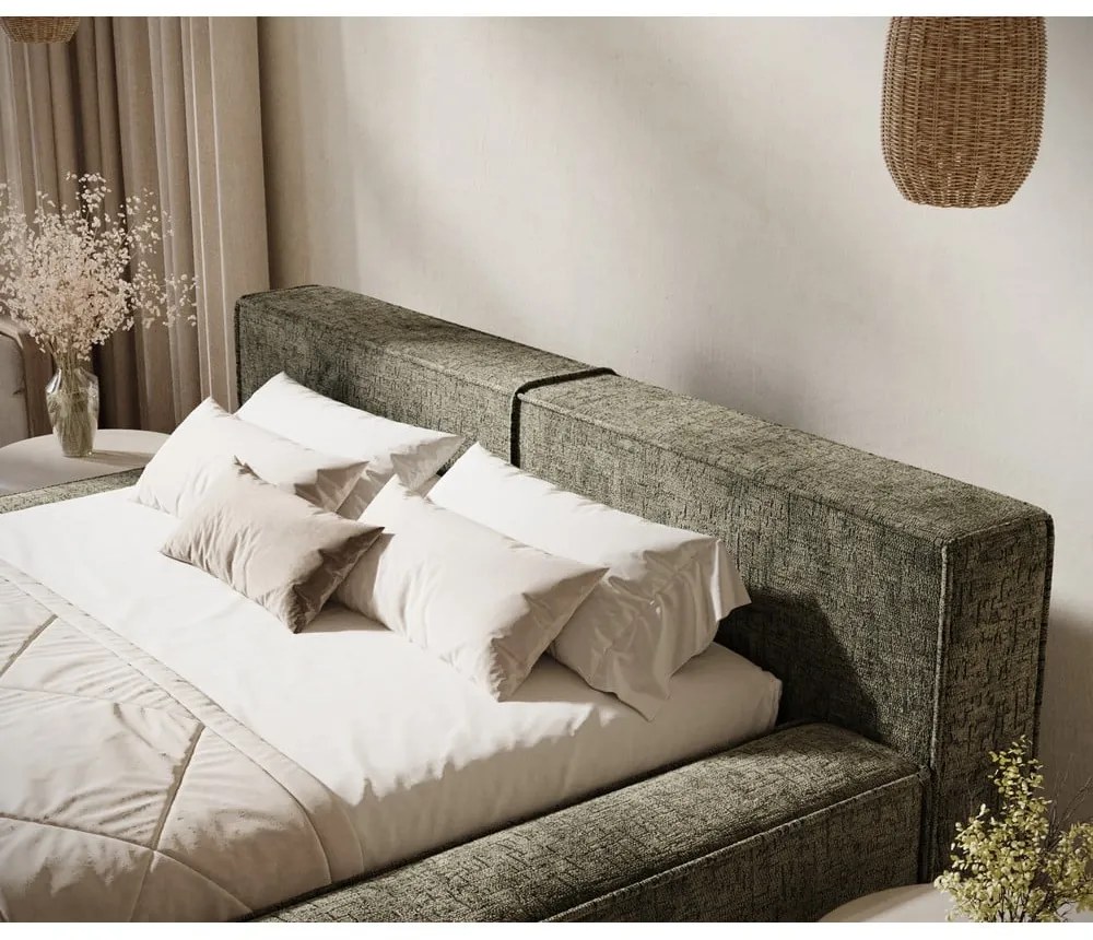 Pat matrimonial verde închis tapițat cu spațiu de depozitare cu somieră 200x200 cm Voliera – Maison de Rêve