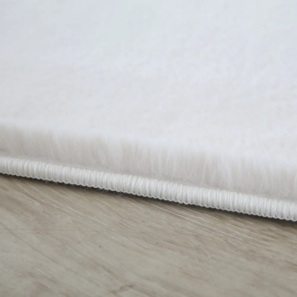 Covor crem lavabil 140x200 cm Pouffy – Ayyildiz Carpets
