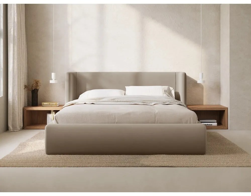 Pat matrimonial maro deschis tapițat cu spațiu de depozitare cu somieră 200x200 cm Jason – Windsor &amp; Co Sofas