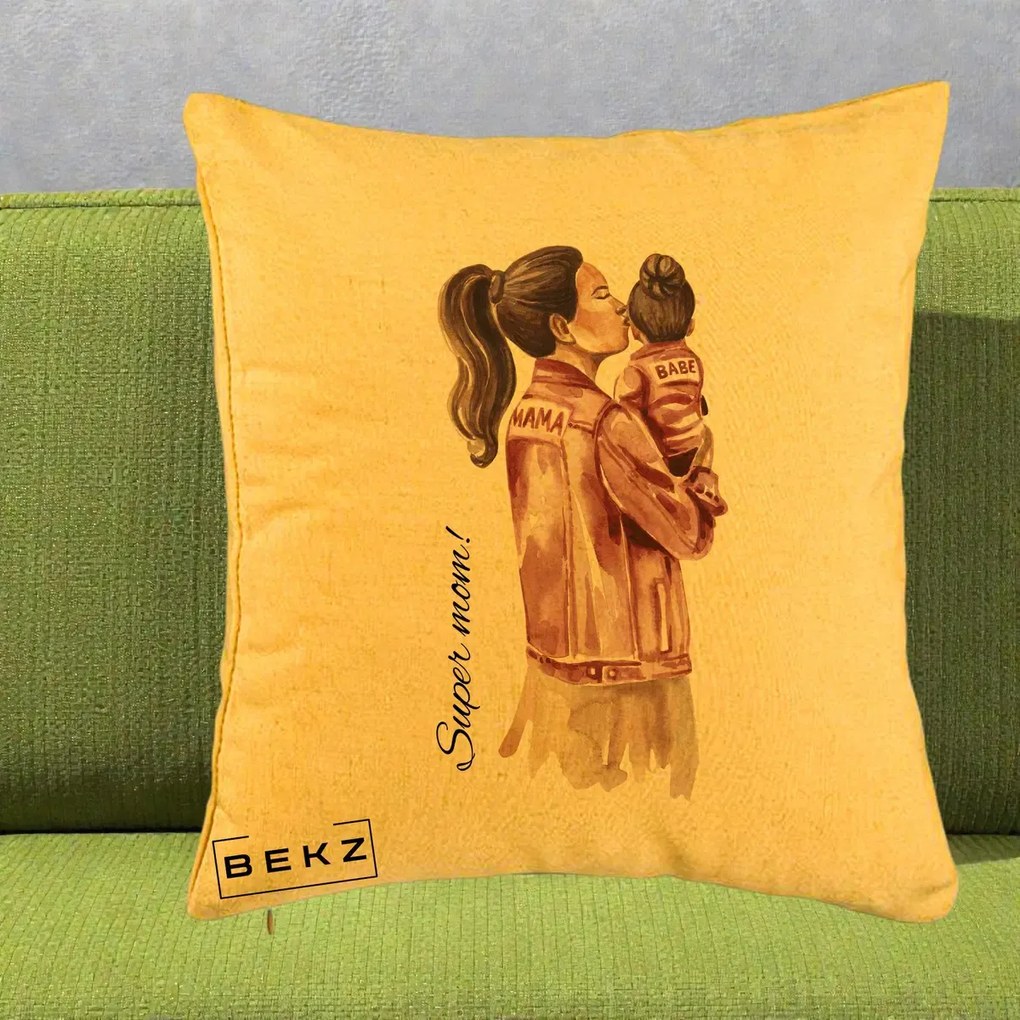 Cadou pentru Mama - Perna Personalizata Super Mom Jachete Roz, 40x40 cm, Galben, Husa Detasabila, Perna Inclusa, BEKZ®