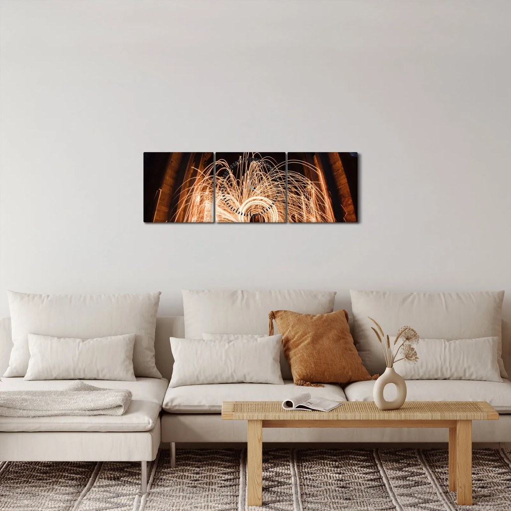 Tablou - Show de lumini deasupra șinelor (cu ceas) (90x30 cm)