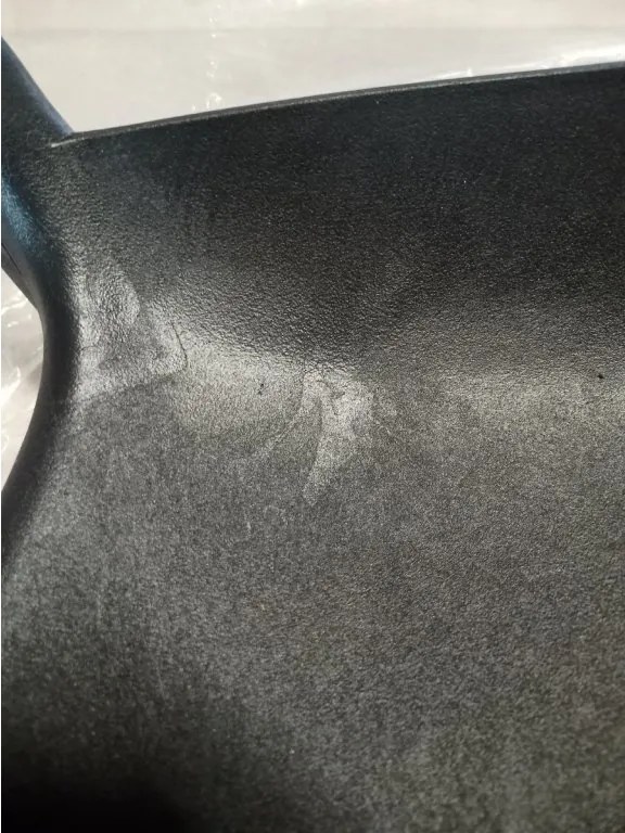 OFERTA Scaun din plastic negru KATO II. calitate.