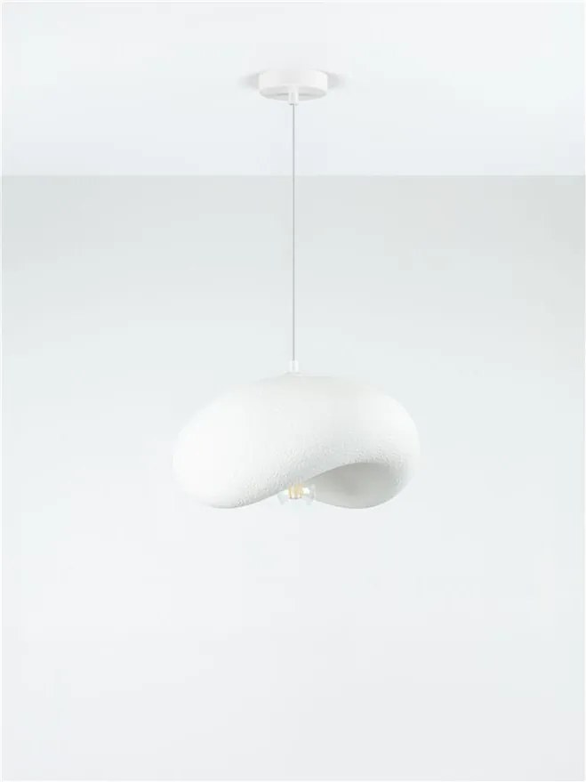 Lustra suspendata cu textura granulata Bambel alb piatra