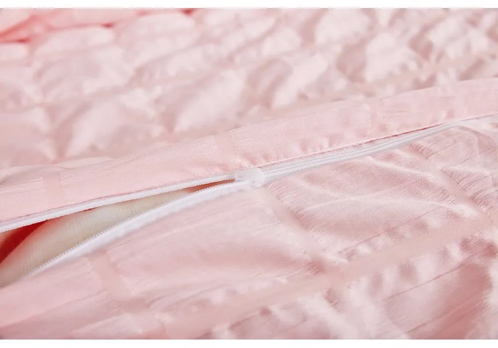 Lenjerie de pat roz din țesătură crep pentru pat de o persoană 140x200 cm Naomi – My House