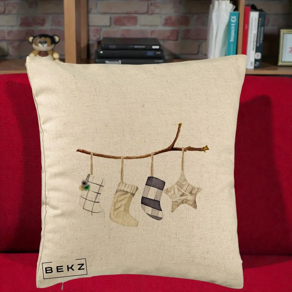 Perna Decorativa Ciorapi de Craciun pe Ramura, 40x40 cm, Bej, Husa Detasabila, Perna Inclusa, BEKZ®