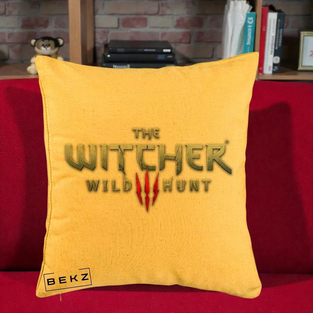 Perna Personalizata The Witcher 3 Wild Hunt, 40x40 cm, Galben, Husa Detasabila, Perna Inclusa, BEKZ®