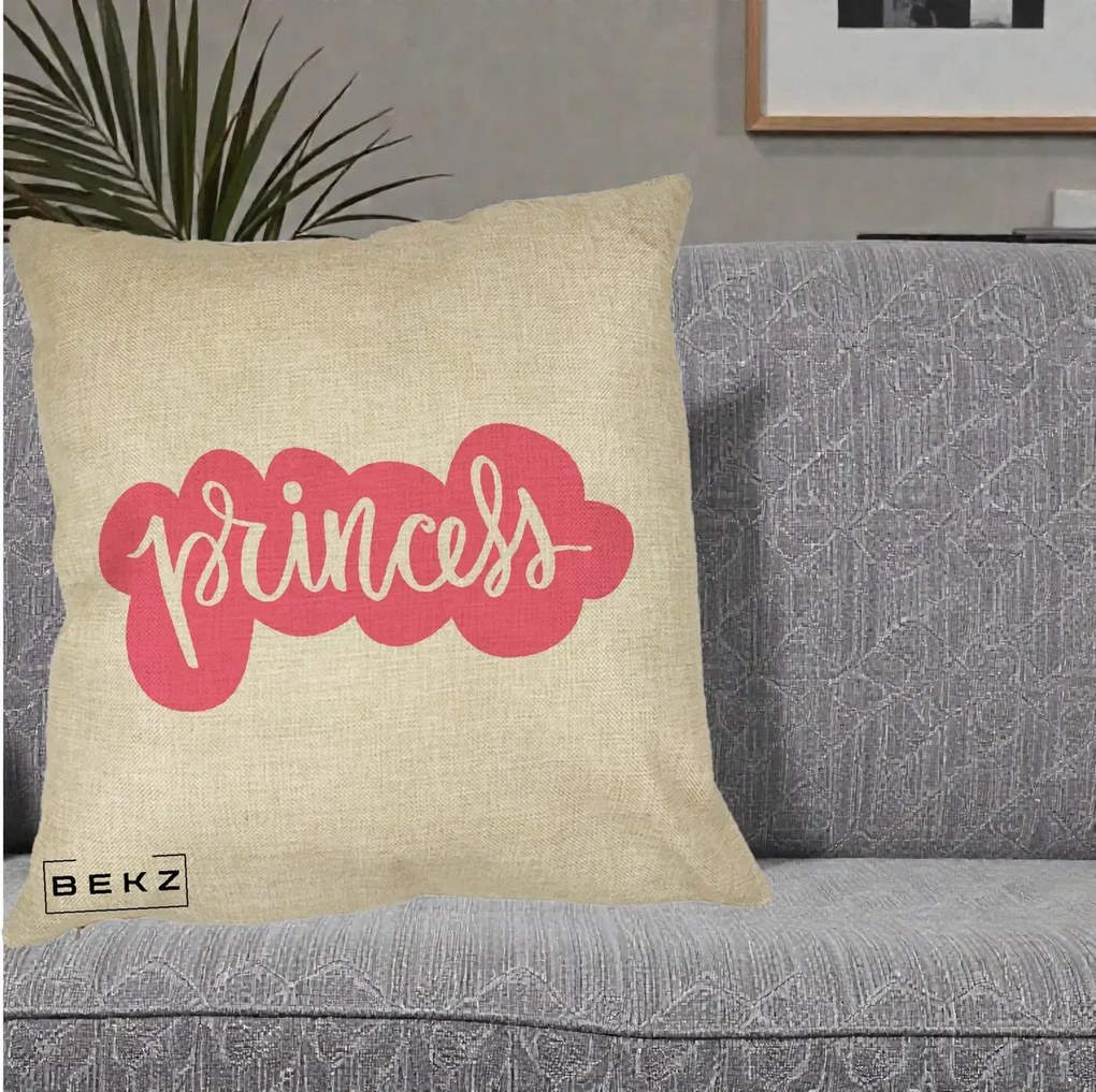 Perna Decorativa Princess Text Roz, 40x40 cm, Crem, Husa Detasabila, Perna Inclusa, BEKZ®