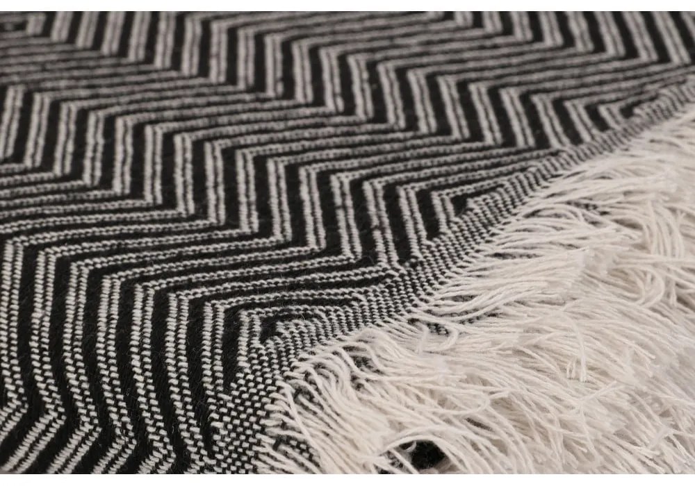 Cuvertură neagră/bej 170x210 cm Etnik – Mijolnir