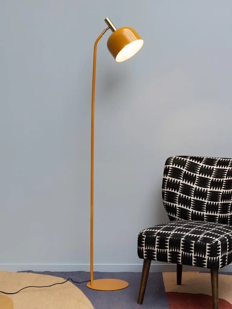 Lampadar din metal, Clockwork