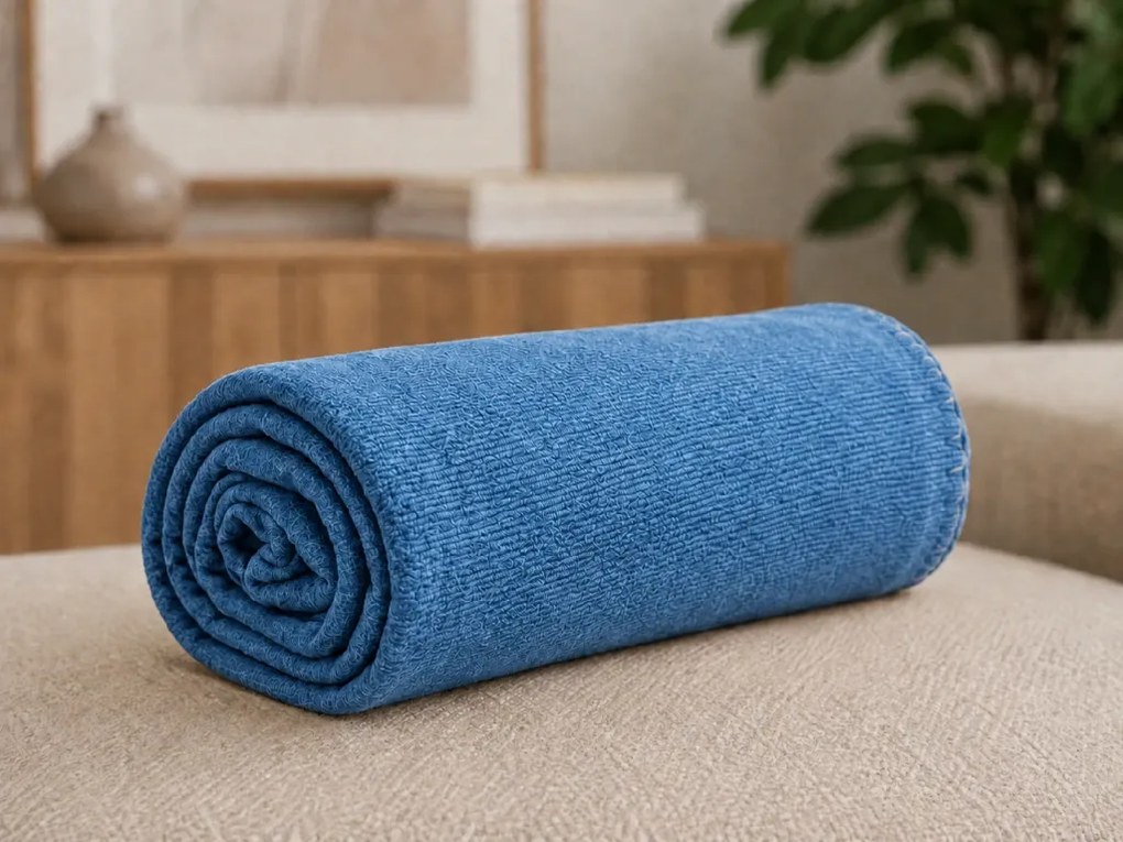 Patura fleece STRIA, albastra deschis Dimensiune: 150 x 200 cm