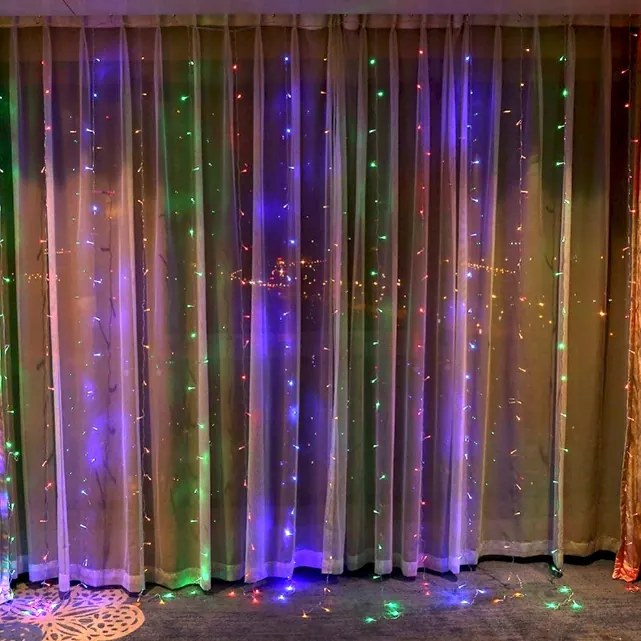 Instalație de Crăciun, perdea luminoasă 3 x 6 metri, fir gros, pentru fațade, multicolor