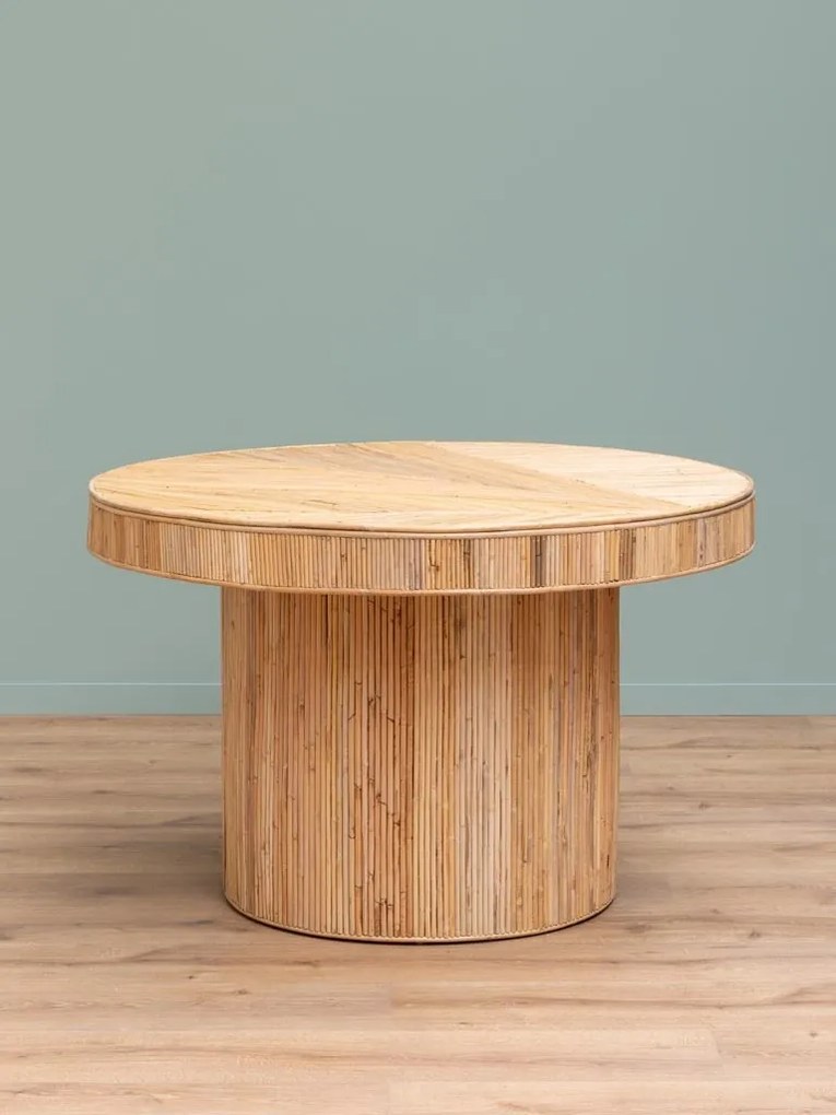 Masa rotunda de dining din rattan, "Carica"