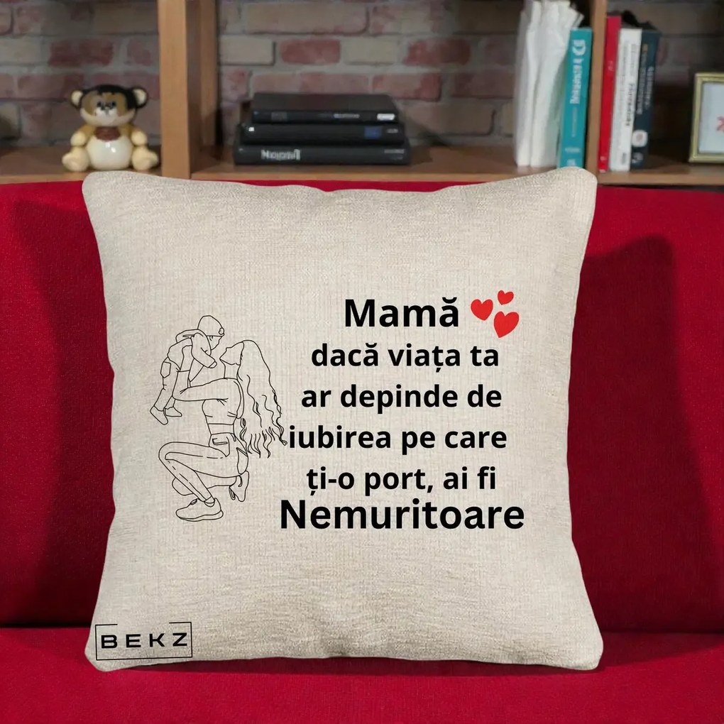 Cadou pentru Mama - Perna Personalizata Mama Nemuritoare Portret Graphic, 40x40 cm, Bej Canapea, Husa Detasabila, Perna Inclusa, BEKZ®