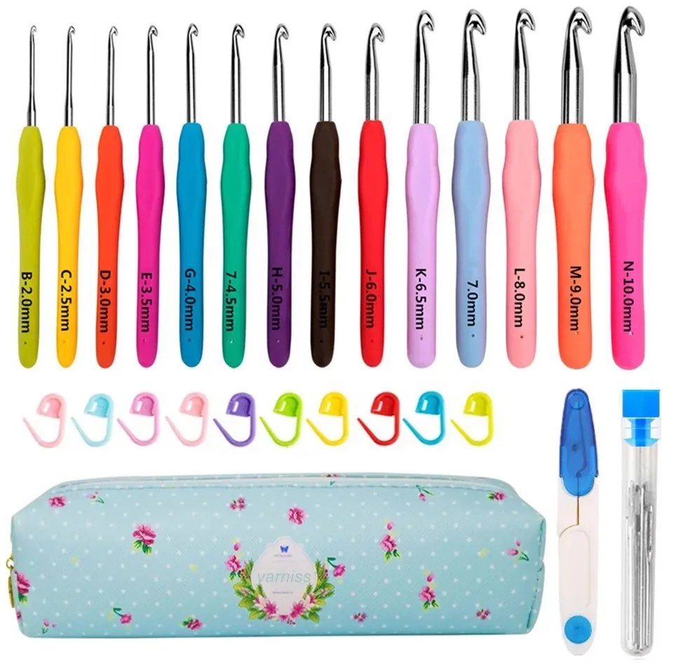 Set de crosetat cu accesorii, in husa