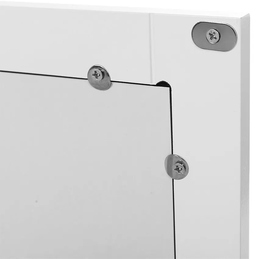 Dulap de baie montabil pe perete