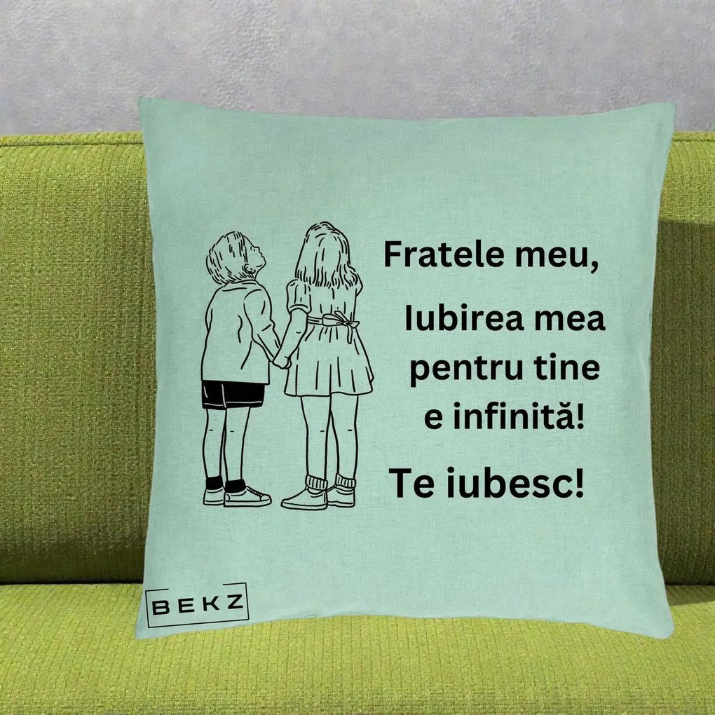 Cadou pentru Frate - Perna Personalizata Fratele Meu Te Iubesc Copii Tinand Maini Line Art, 40x40 cm, Verde Menta, Husa Detasabila, Perna Inclusa, BEKZ®