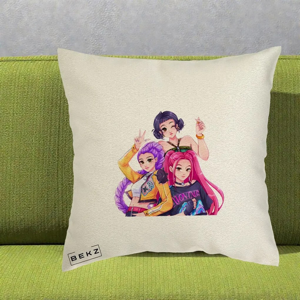 Perna Personalizata K-pop HUNTRX Trio Animat Fete Foto, 40x40 cm, Ecru, Husa Detasabila, Perna Inclusa, BEKZ®