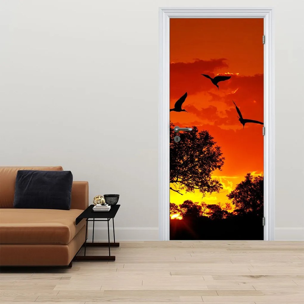 Fototapet pentru ușă - Păsări la apus de soare (95x205cm)