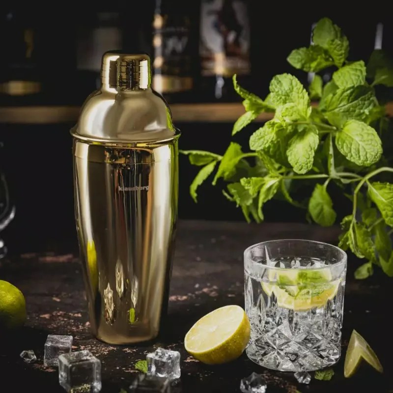 Shaker pentru cocktailuri Klausberg KB 7649, 750 ml, cu finisaj oglindă, auriu