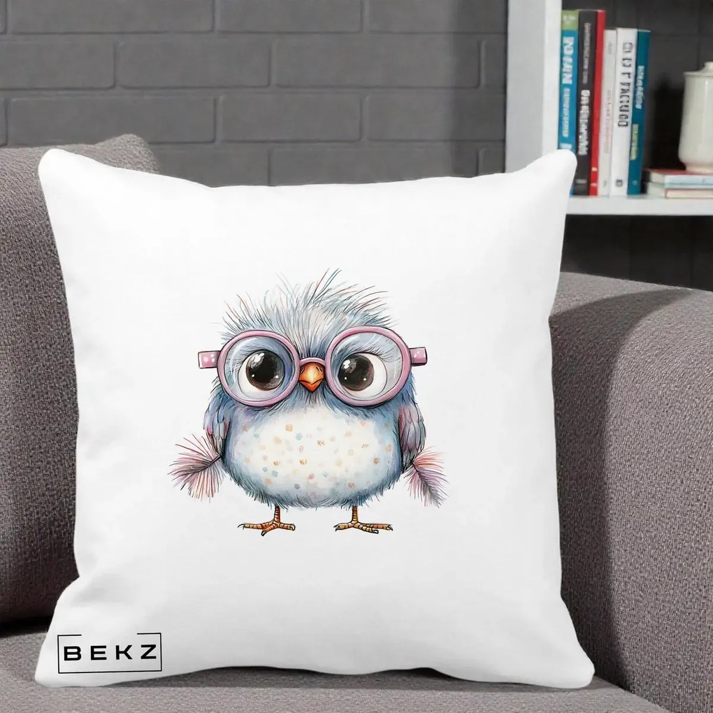 Perna Decorativa Pui Pufos cu Ochelari Roz, 40x40 cm, Alba Mata, Husa Detasabila, Perna Inclusa, BEKZ®