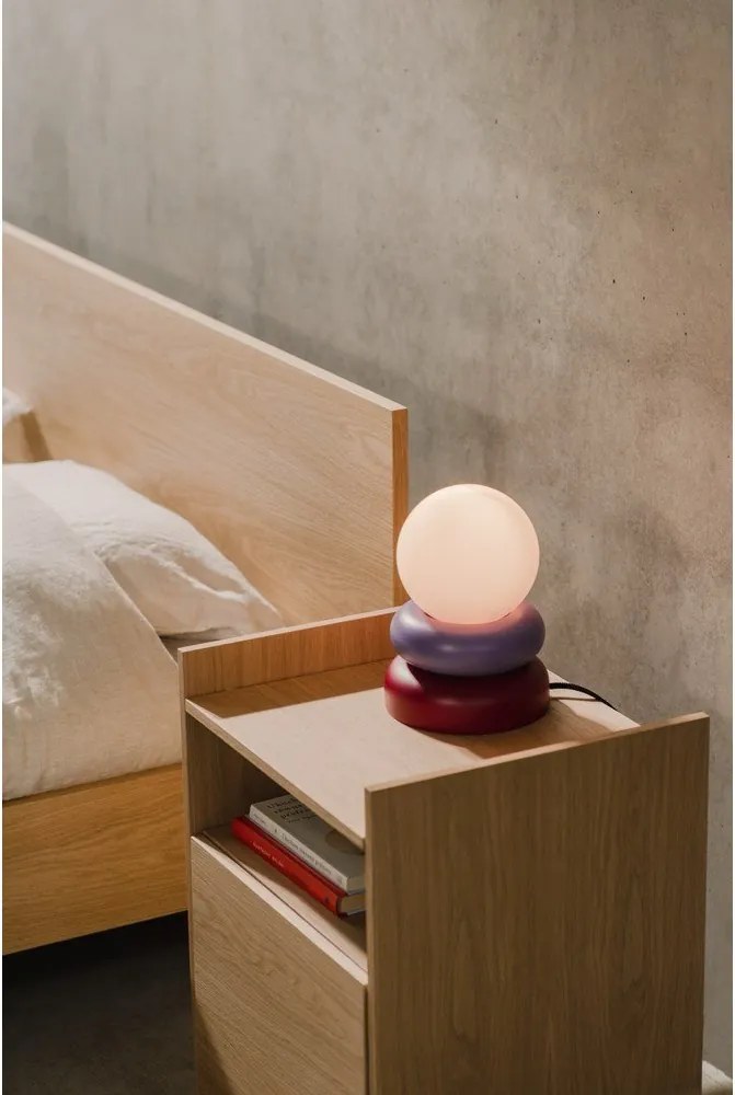 Noptieră în culoare naturală cu rafturi cu aspect de lemn de stejar Toopt – noo.ma