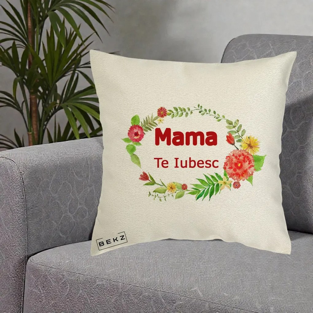 Cadou pentru Mama - Perna Personalizata Mama Te Iubesc Flori Rosii, 40x40 cm, Ecru, Husa Detasabila, Perna Inclusa, BEKZ®