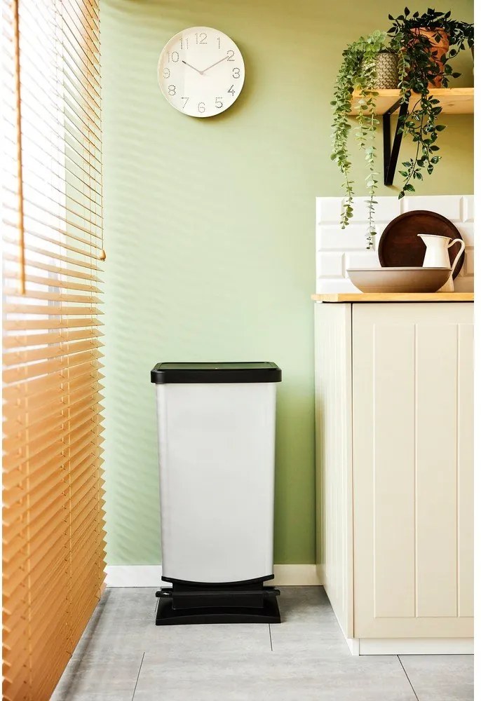 Coș de gunoi argintiu cu pedală din plastic 40 l Paso – Rotho