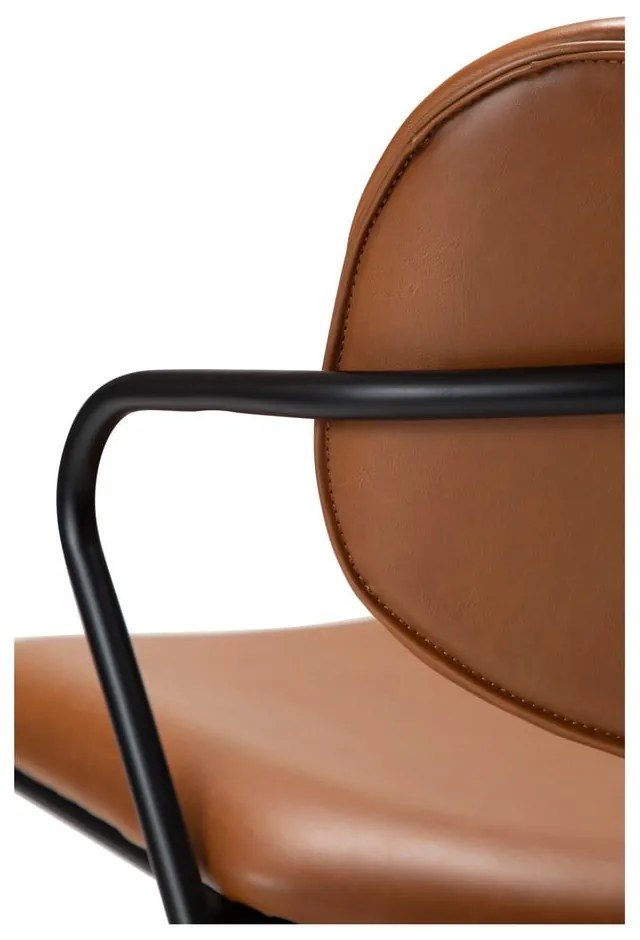 Fotoliu maro coniac din imitație de piele Zed – DAN-FORM Denmark