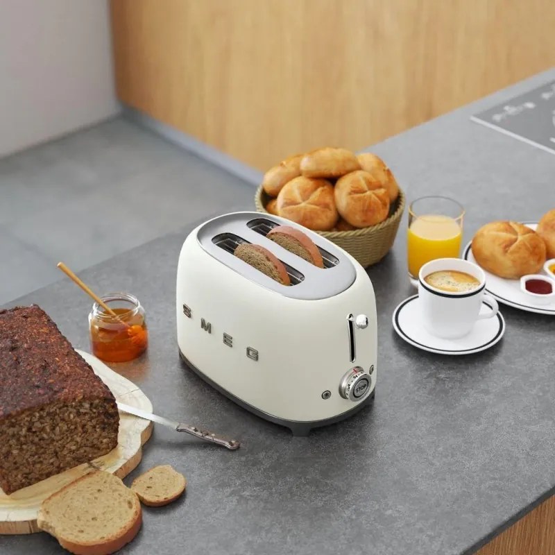 Prajitor de paine SMEG 50's Style TSF01WHMEU, 950 W, 2 felii, 6 trepte, Tava pentru firimituri, Cablu integrat, Otel inoxidabil, Alb mat