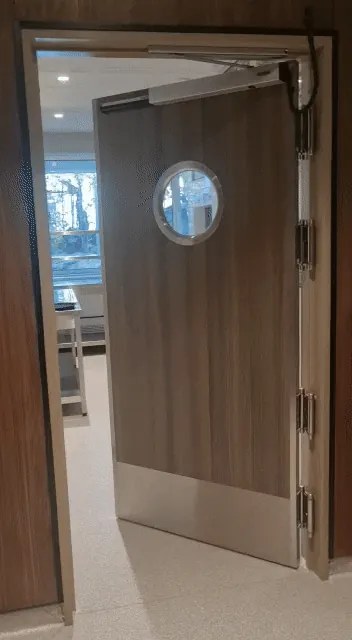Usa restaurant bucatarie cu geam hublou - dublu batanta la 180 950x2085, Gri Antracit, Laminat HPL