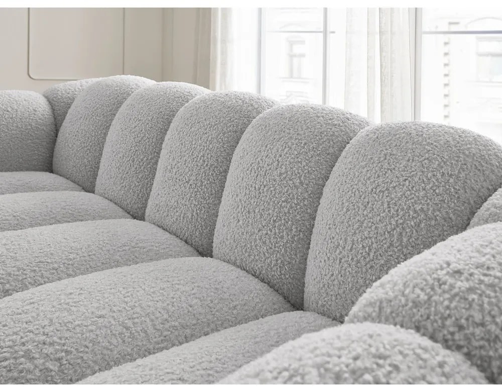 Canapea gri deschis cu tapițerie din țesătură bouclé 232 cm Hippolyte – Bobochic Paris