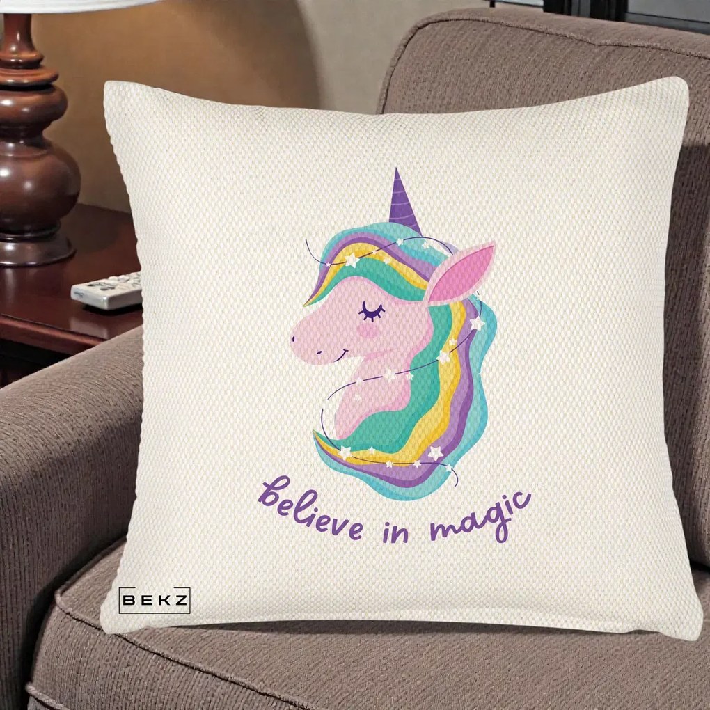 Perna Decorativa Unicorn Believe in Magic, 40x40 cm, Crem Reliefat, Husa Detasabila, Perna Inclusa, BEKZ®