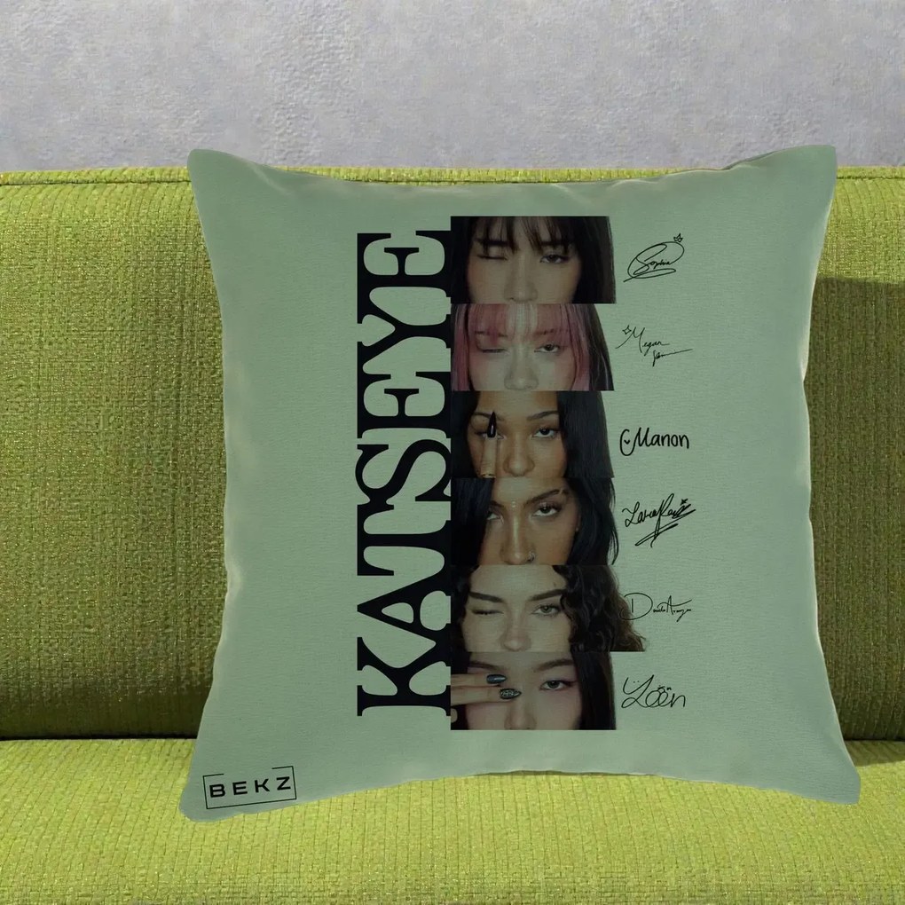 Perna Personalizata K-pop KATSEYE Semnaturi Membre Foto, 40x40 cm, Verde, Husa Detasabila, Perna Inclusa, BEKZ®
