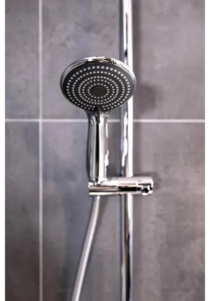 WENKO 23992100 - Cap de duș cu sistem de economisire a apei, 9,5 x 9,5 cm, crom lucios/gri