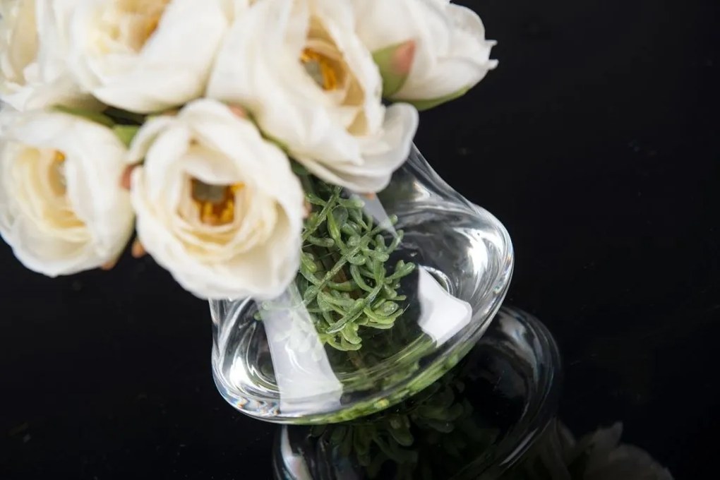 Aranjament floral mic decor festiv design LUX RANUNCULUS BOUQUET WHITE