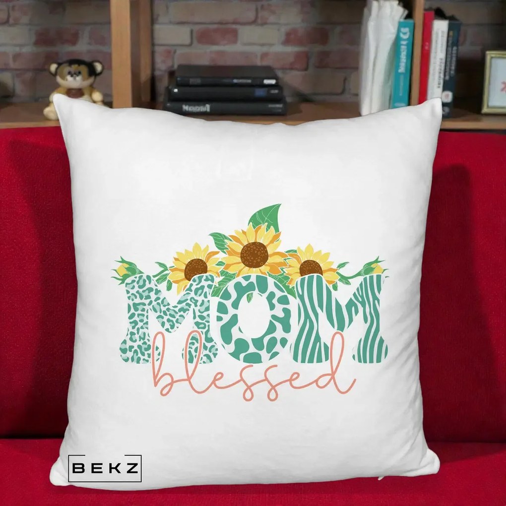 Cadou pentru Mama - Perna Personalizata Mom Blessed cu Floarea Soarelui Animal Print Teal, 40x40 cm, Alb Pufos, Husa Detasabila, Perna Inclusa, BEKZ®